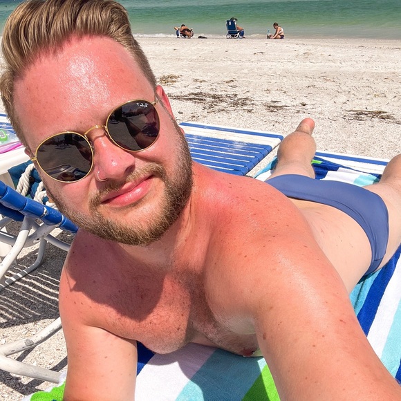 Meet your Posher, Justin - Picture 1 of 4